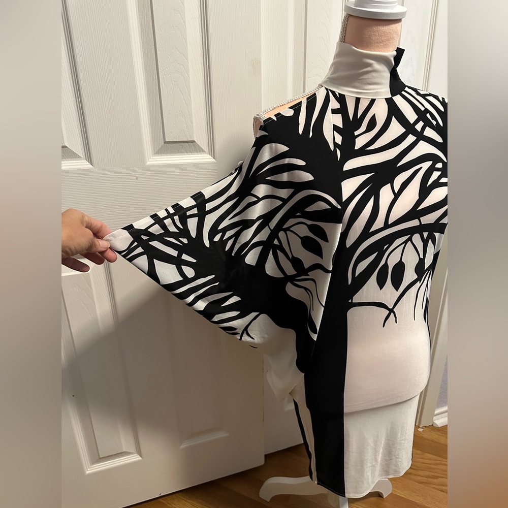 Abstract Batwing Dress